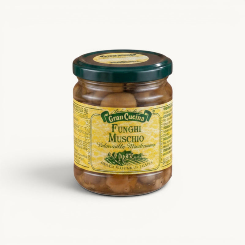 L'entrepôt italien Muschio mushrooms preserved in extra virgin olive oil, 180g jar.