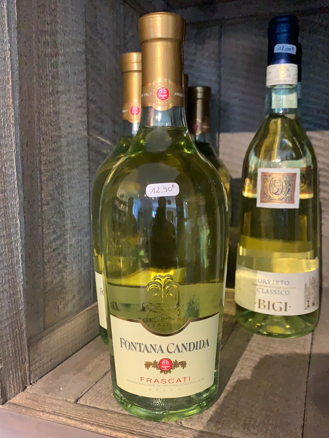 Vin italien Frascati Fontana Candida - La Tour de Pise
